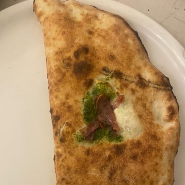 Verde Calzone.