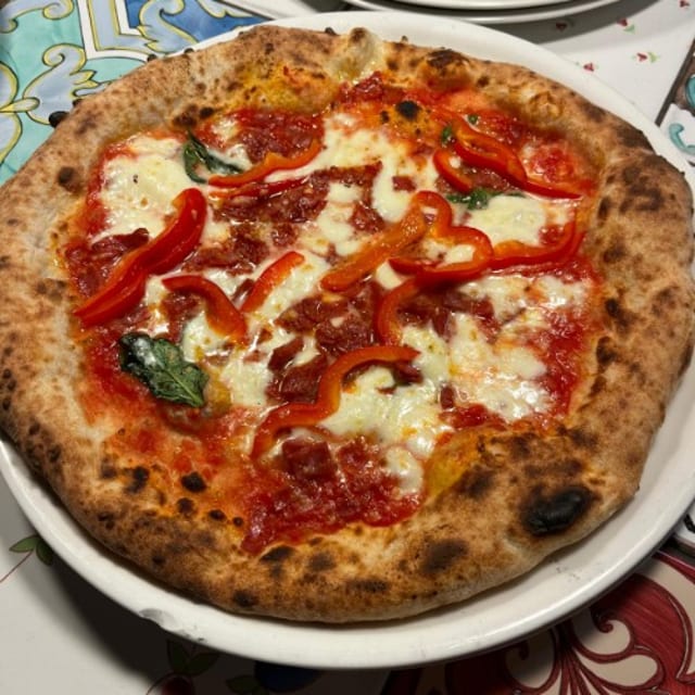 Diavola (Spicy) Pizza.